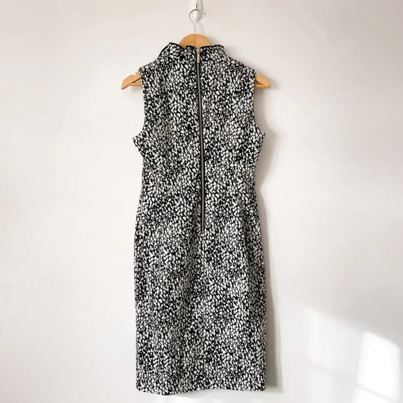 Calvin Klein Ruffle V Neck Sheath Dress Black White Dot Sz 8 - Picture 4 of 8
